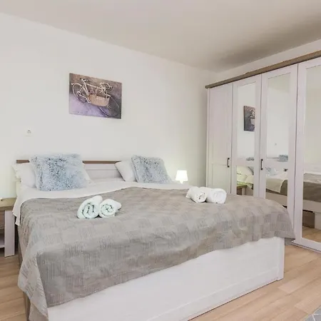 Gorgeous In With Wifi Ferienhaus Nadin